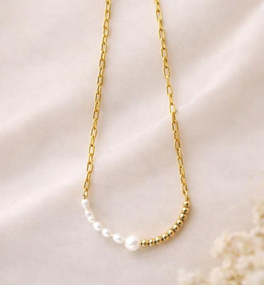 Freshwater Pearl Necklace: Gold or Silver Chain • Minimal Pearl Jewelry • Bridal Pearl Necklace • Everyday Elegant Necklace
